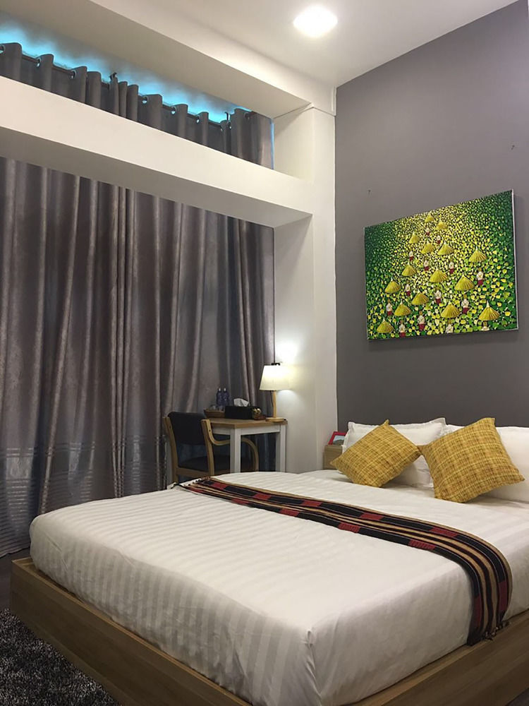 Check In @ Downtown Yangon Hotel Eksteriør billede